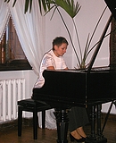 Urszula Iżbicka podczas koncertu w Muzeum Przyrody w Drozdowie Urszula Iżbicka